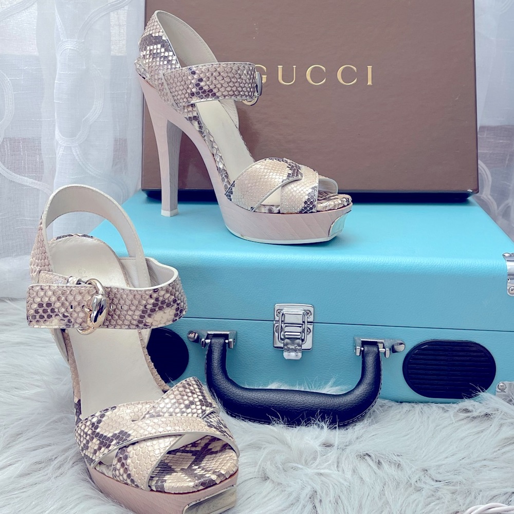 Gucci platform Python Snakeskin Heels in box. Worn once. Size 6.